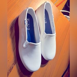 Keds Dream Foam leather, white, new, slip on, US size 6W women’s